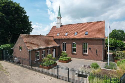 Tolkamer Bed & Breakfast | B&B Het Schipperskerkje