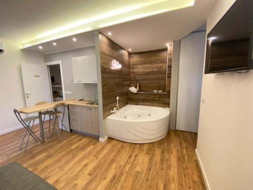 Crotone Bed & Breakfast | b&b Stadium room & suite