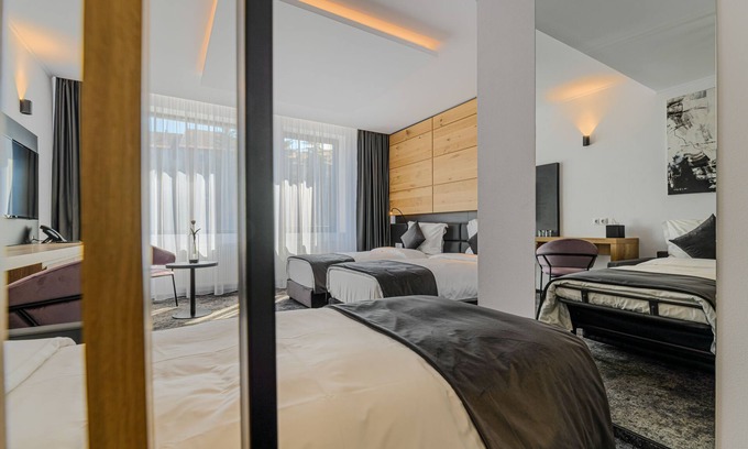 Sfantu Gheorghe Hotel | B THE HOTEL