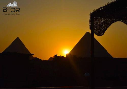 Al Haram House | Badr pyramids view