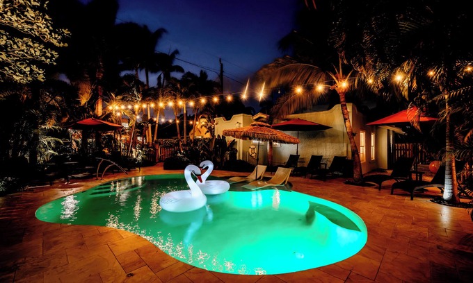 Grandview Heights House | Bahama Breeze Bungalow
