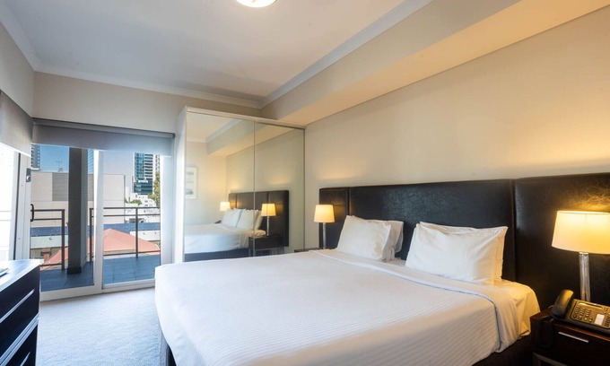 East Perth Apartment | Baileys Serviced Apartments