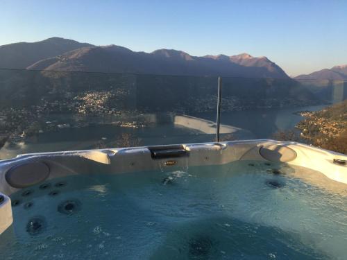 Brunate House | Baita Sorriso