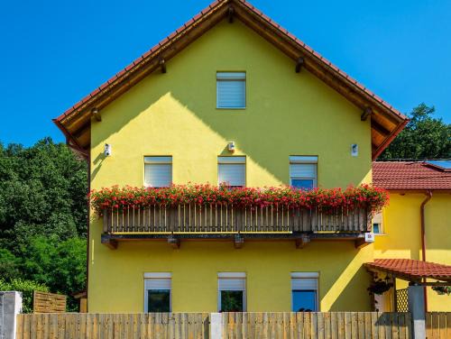 Nagyvisnyo House | Bakterház Vendégház
