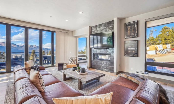 Woodmoor House | Baldy Basecamp: Newly Constructed - Hot Tub - Great Views - Seasonal Shuttle