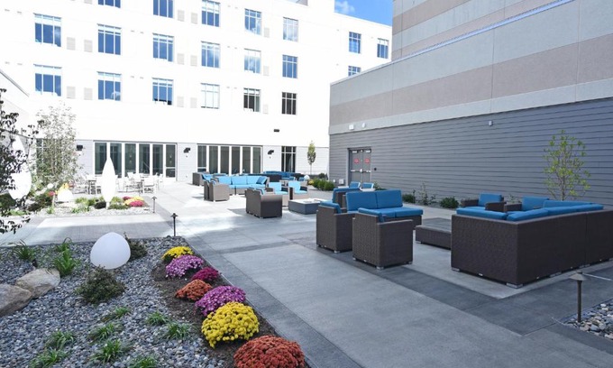 Lincoln Hotel | Bally's Twin River Lincoln Casino & Hotel