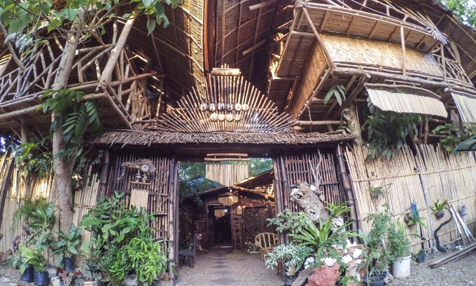 Puerto Princesa City Centre House | Bamboo Nest