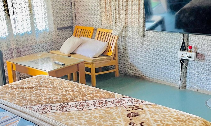 Kasauli Resort | Bambooz Bel cottage and camps Kasauli