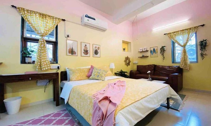 Pali Hill Apartment | Bandra Studio Lokhandwala House, Near Carter Road, Palli Hill by Connekt Homes