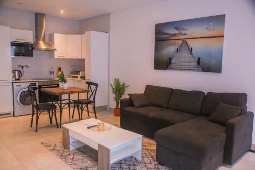 Accra Apartment | Bark Luxury Apartments @The Signature