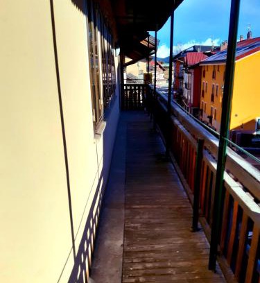 Roana Apartment | Bartakei