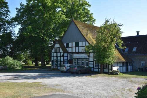 Oerlinghausen House | Bartholdskrug by Mini