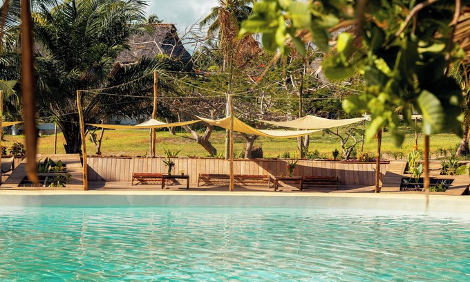 Mafia Island Cabin | Basecamp Mafía Island