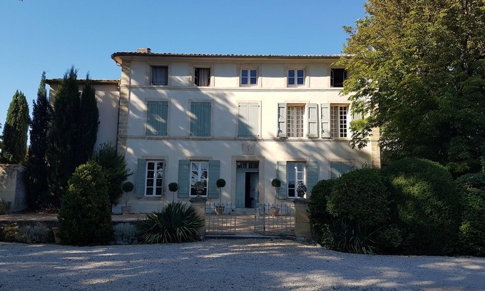 Aix-en-Provence House | Bastide XIX eme Aix en Provence/19th Century Bastide featuring 8 BR & 7 baths