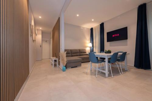 Civitavecchia Apartment | Bastioni Central Apartment