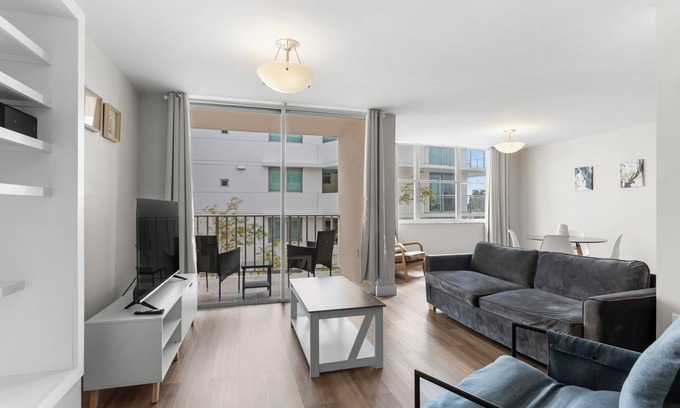 Bay Harbor Islands Apartment | Bay Harbor Sunset Apt 3B