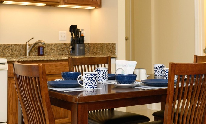 Annapolis House | Bay Ridge unit by Downtown Annapolis and Quiet Waters Park