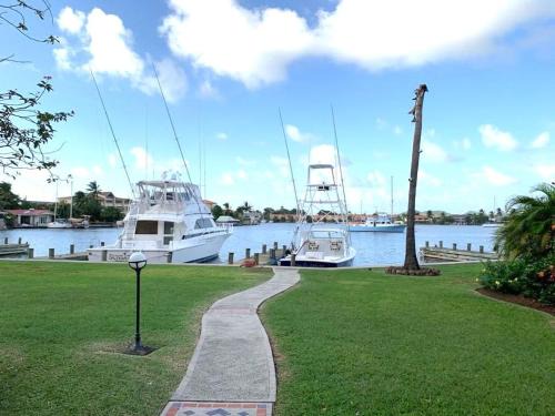 Rodney Bay House | Bay View #7 is a 2-bed, 3,5-bath waterfront townhouse in a gated community, townhouse