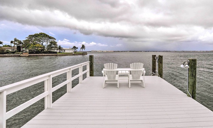 Belle Vista House | Bayfront St Pete Beach Home w/Outdoor Pool!