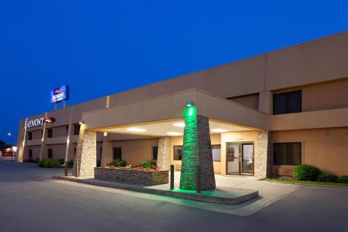 Ashwaubenon Hotel | Baymont by Wyndham Green Bay