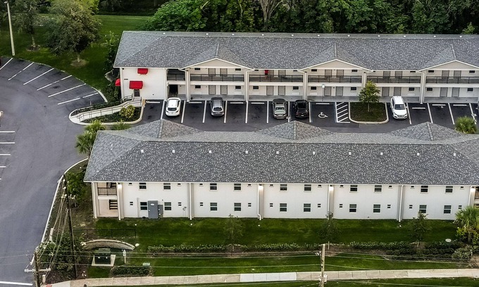 Ocala Hotel | Baymont by Wyndham Ocala Suites