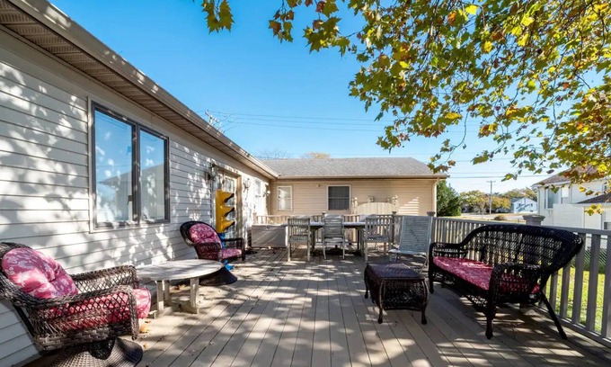 North Cape May House | Bayside Getaway 3 Blocks from Bay