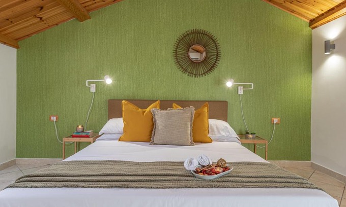 Tuscolano Villa | BBHOME Domus aquae inside of appia antica park