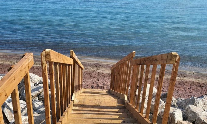 Long Point Cottage | Beach Front cottage at Long Point