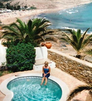 Praia da Luz House | Beach front/waterside apartment