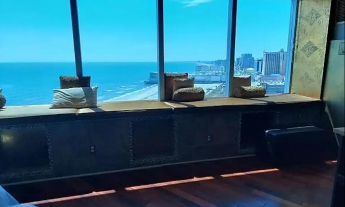 Atlantic City Apartment | Beach Front with Ocean View