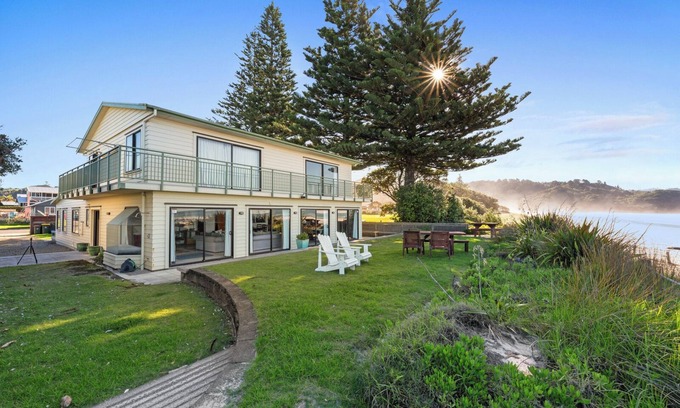 Waihi Beach Cottage | Beach Galore - Waihi Beach Holiday Home