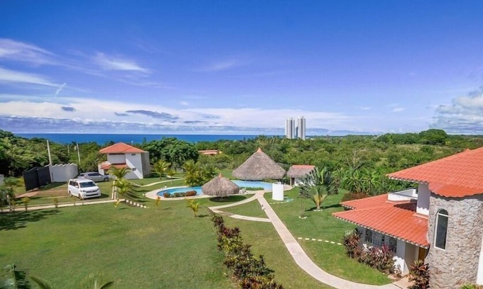 El Palmar House | Beach, Pool and Mountains. Perfect Tropical Paradise