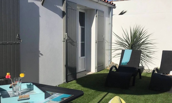 Saint-Denis-d'Oleron House | Beach & port, on foot from our charming new villa