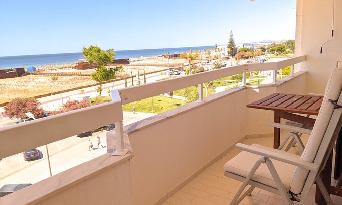 Vila Real Santo Antonio Apartment | BEACH Seasun Vacation Rentals 2-Bed Apartment (Discounts for +28 nights)