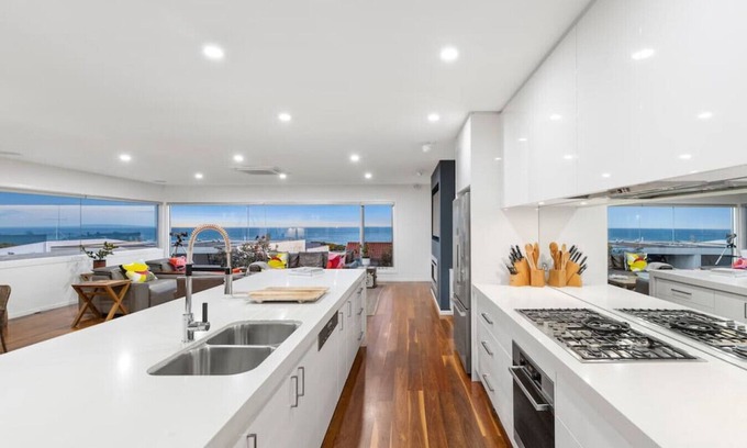 Ocean Grove House | Beach Views on the Terrace