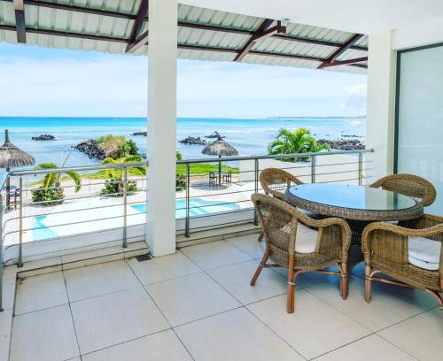Pointe aux Biches Apartment | Beachfront Apartment - View to Die For