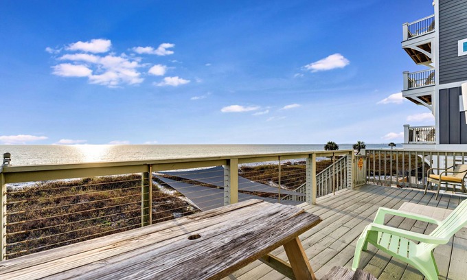 Port St. Joe House | Beachfront & Dog Friendly! St Joe Beach Bliss!