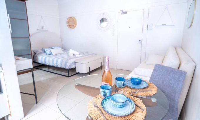 Bondi Beach House | Beachfront Escape Studio