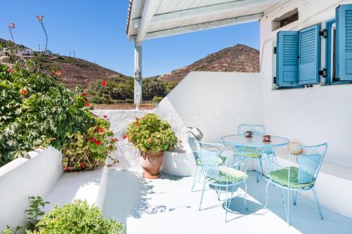 Patmos House | Beachfront Lampis Dolphin 4