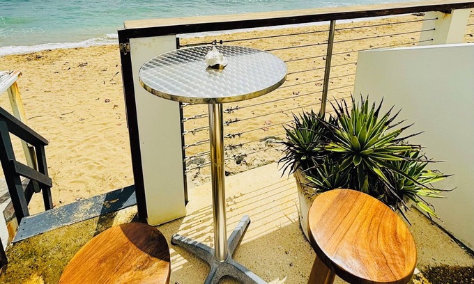 Stella Apartment | Beachfront Property! New Everything w/AC & WiFi