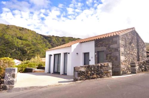 Praia do Norte House | Beachscape Cottage