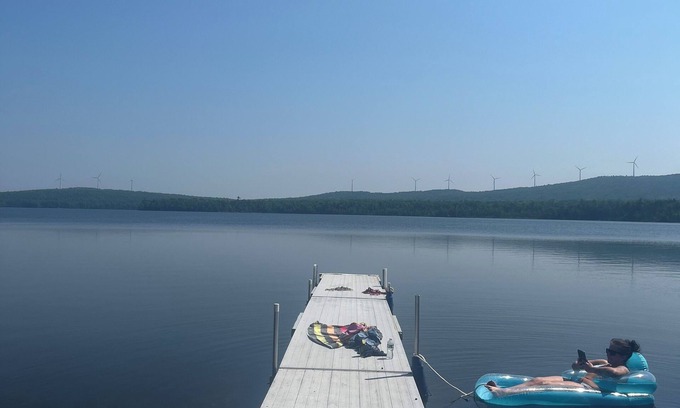 Lincoln Cottage | Beachside, 3-bedroom cottage on Caribou Pond in Lincoln