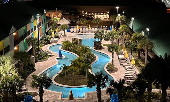 Cocoa Beach Hotel | Beachside Hotel & Suites Cocoa Beach - Port Canaveral