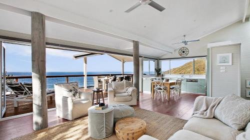 Killcare House | Beachviews at Killcare