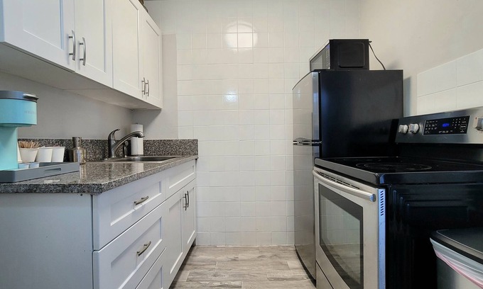 East Ocean Ave Apartment | Beachway Inn