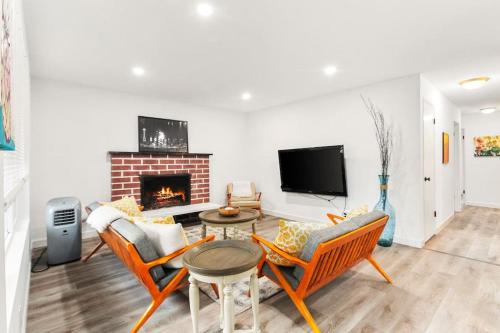 North Beacon Hill Apartment | Beacon Hill Retro - Central Location.
