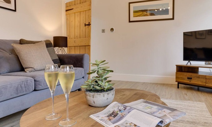 Snainton Cottage | Beam End Snainton - Modern 2-bedroom Stone Cottage
