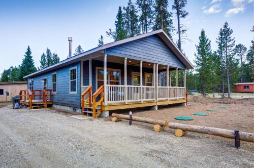 West Yellowstone House | Bear Cub