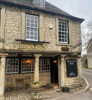 Stroud Hotel | Bear Inn