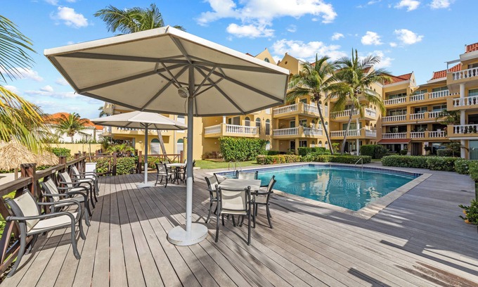 Nieuw Nederland Apartment | Beau Rivage 1, Beau Rivage Resort, Nice apartment, max 4 pers, centrally located in a beautiful comp